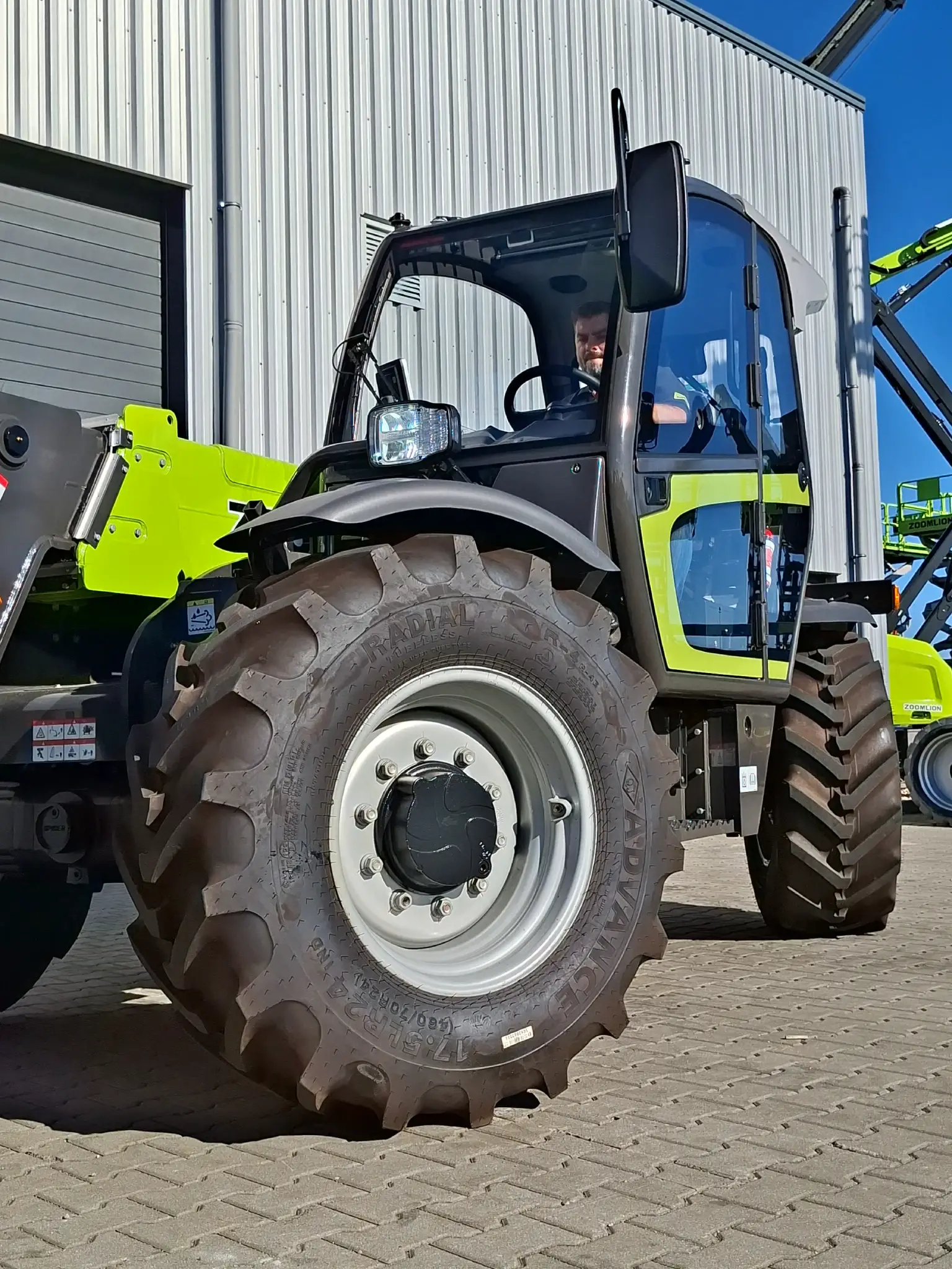 ZTH3507 wynajem - widok 3